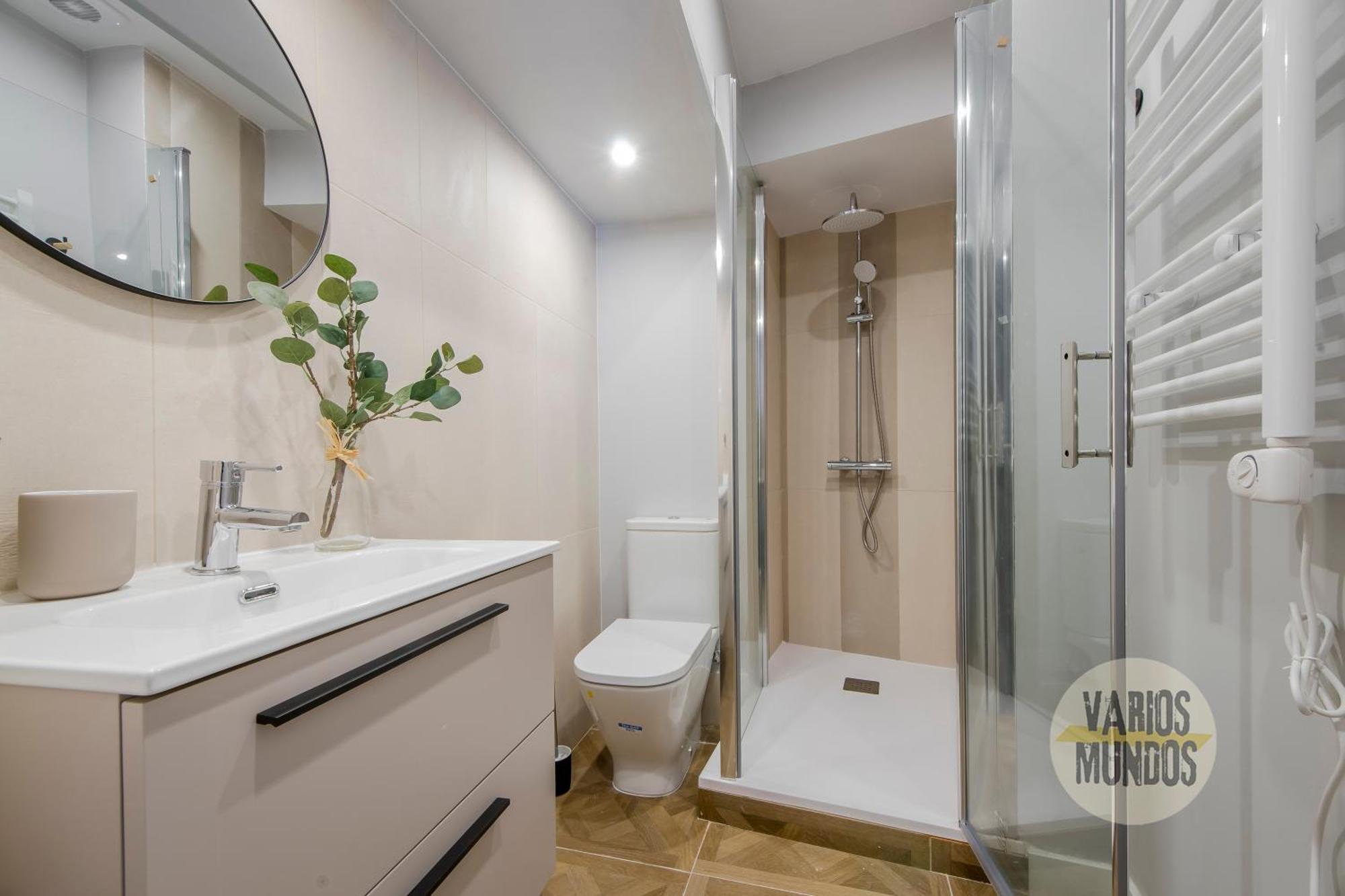 Confortable Apt Para 9Pax En El Centro De Madrid E3 ภายนอก รูปภาพ